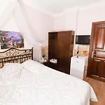 B&B Herakles Çeşme