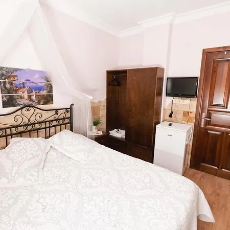 فندق مبيت وإفطار Herakles Çeşme