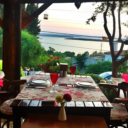Herakles فندق مبيت وإفطار Çeşme