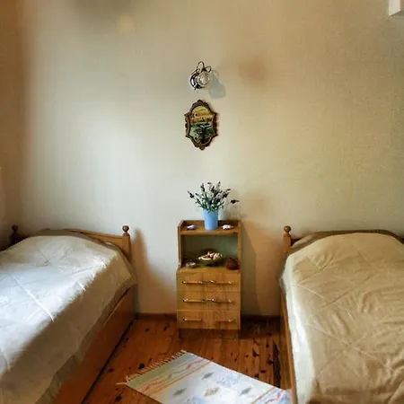 Herakles Bed & Breakfast *