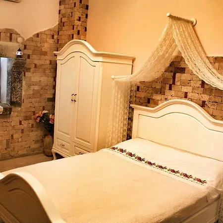 Herakles Bed & Breakfast