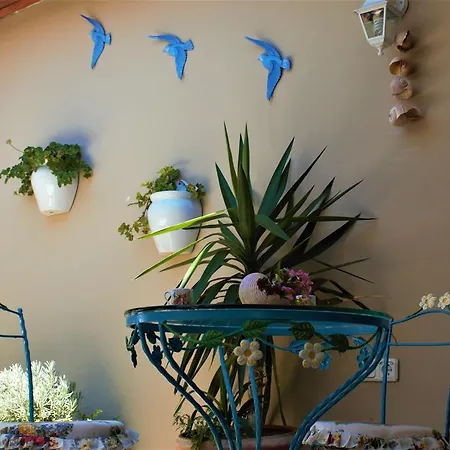 Herakles Bed & Breakfast Cesme