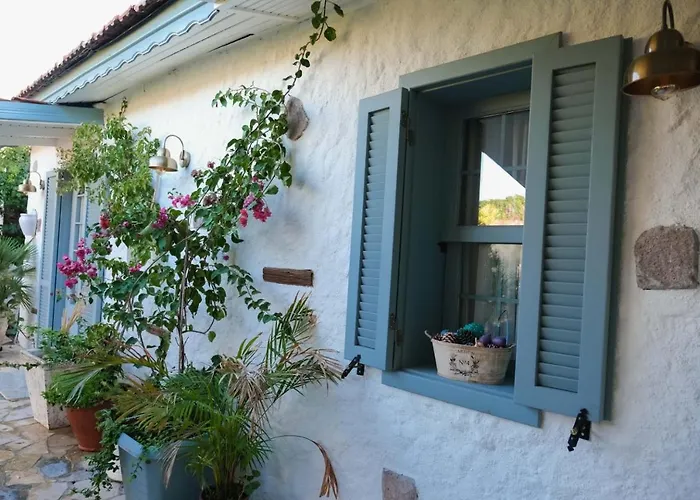 Herakles Bed & Breakfast *