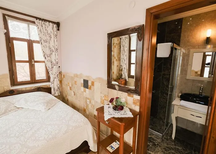 Herakles Butik Oda ve Kahvaltı Çeşme