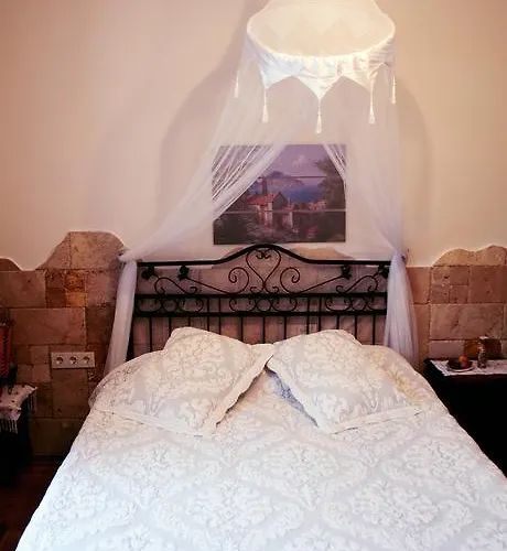 Herakles Bed & Breakfast