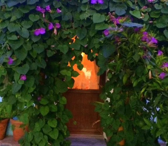 Herakles Bed & Breakfast *