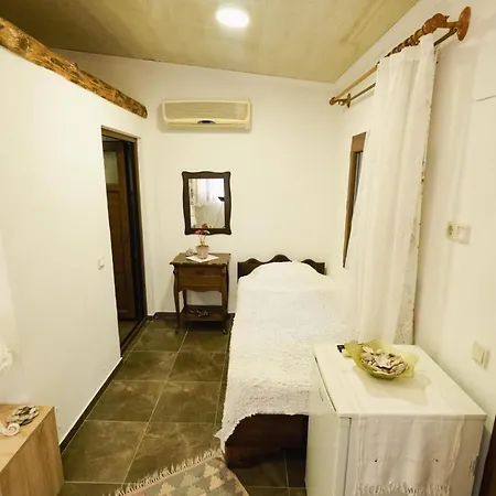 Herakles Frühstückspension *