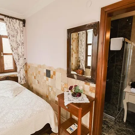Herakles 住宿加早餐酒店 Çeşme