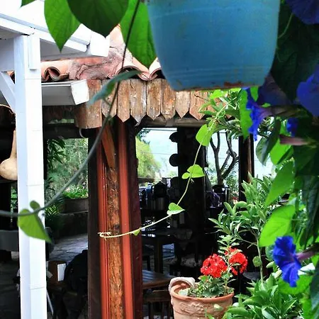 Herakles Frühstückspension *